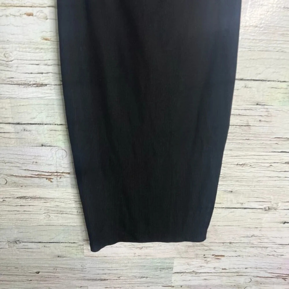Guess midi black stretchy sheath  skirt size xs - Picture 2 of 7